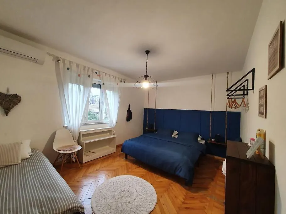 Love Tirana Apartment X 6 People