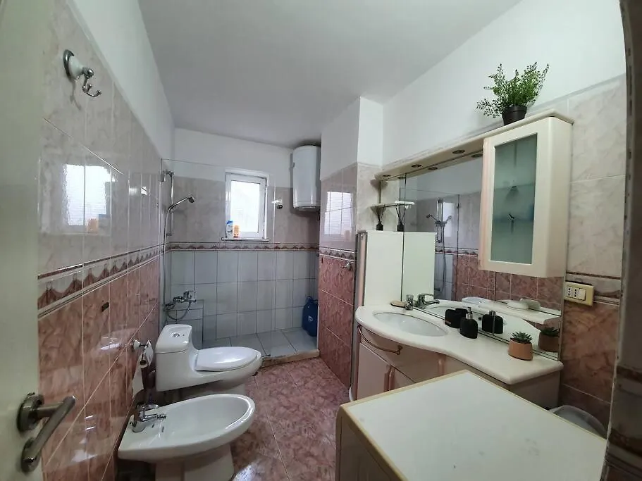 Love Tirana Apartment X 6 People