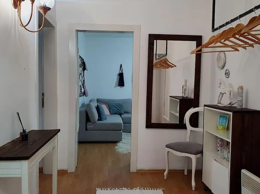 Love Tirana Apartment X 6 People