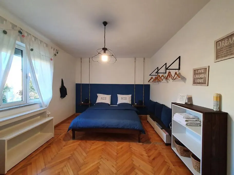 Love Tirana Apartment X 6 People ألبانيا